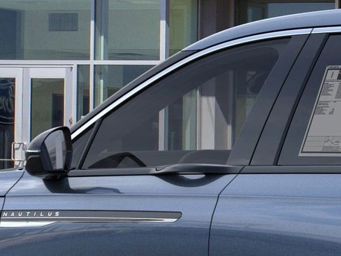 New 2026 Lincoln Nautilus Premier image 42