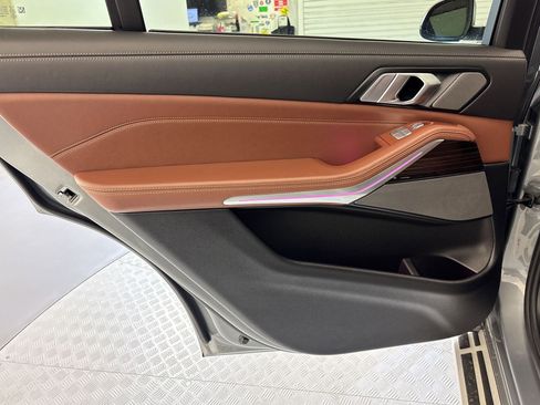 Used 2026 BMW X7 xDrive40i image 32