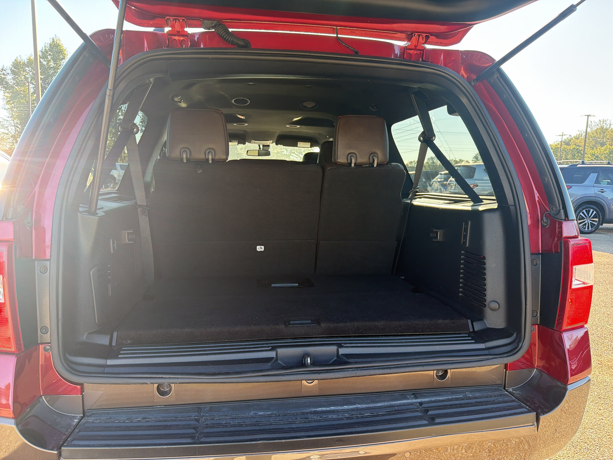 Used 2017 Ford Expedition EL King Ranch RWD image 7