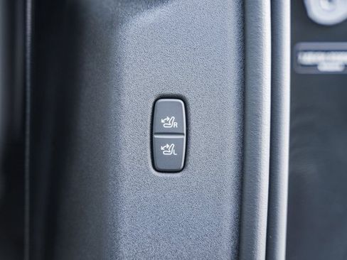 New 2025 Volvo EX90 Ultra w/ Protection Package Premier image 29