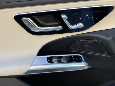 New 2026 Mercedes-Benz E 350 E 350 4MATIC Sedan image 18