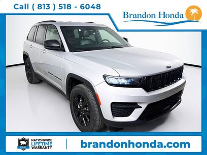 Used 2024 Jeep Grand Cherokee Altitude