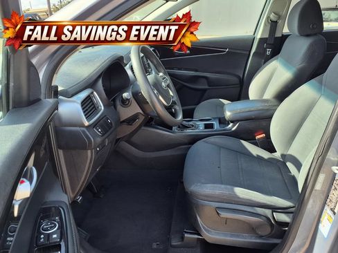 Used 2020 Kia Sorento L FWD image 10