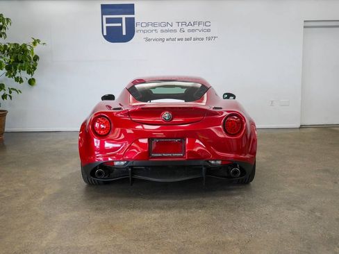 Used 2016 Alfa Romeo 4C Coupe w/ Convenience Group - Coupe RWD image 4