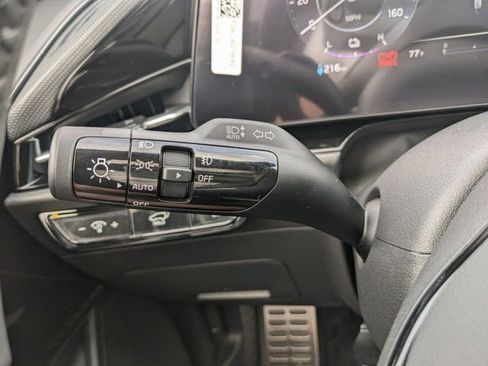 Used 2023 Kia Niro Wave image 28