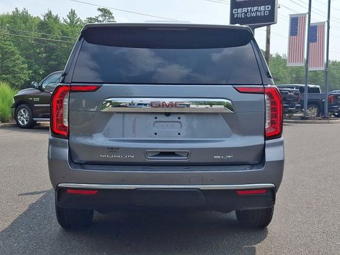 Used 2022 GMC Yukon SLT w/ SLT Premium Package image 5