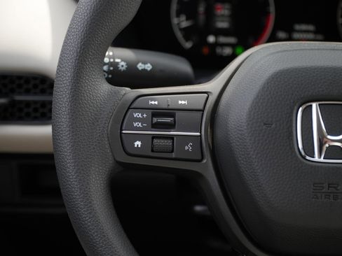 New 2026 Honda HR-V LX image 21