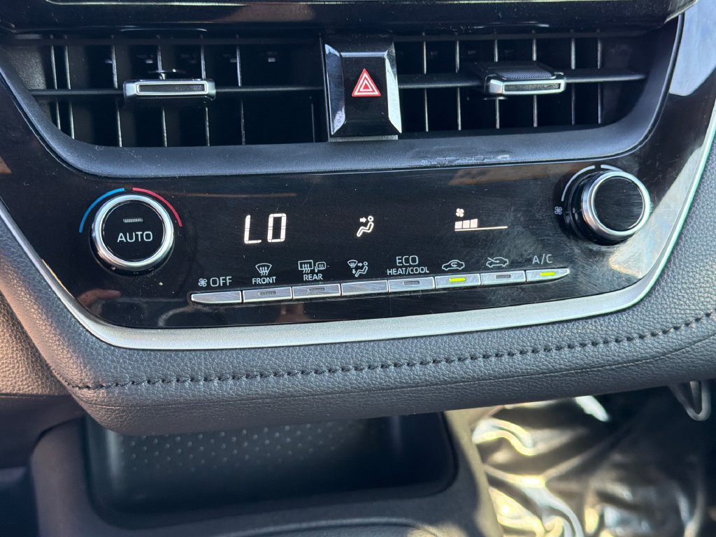Used 2021 Toyota Corolla SE FWD image 24