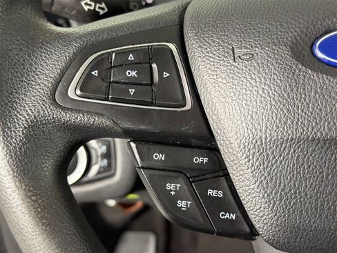 Used 2019 Ford Escape SE image 24