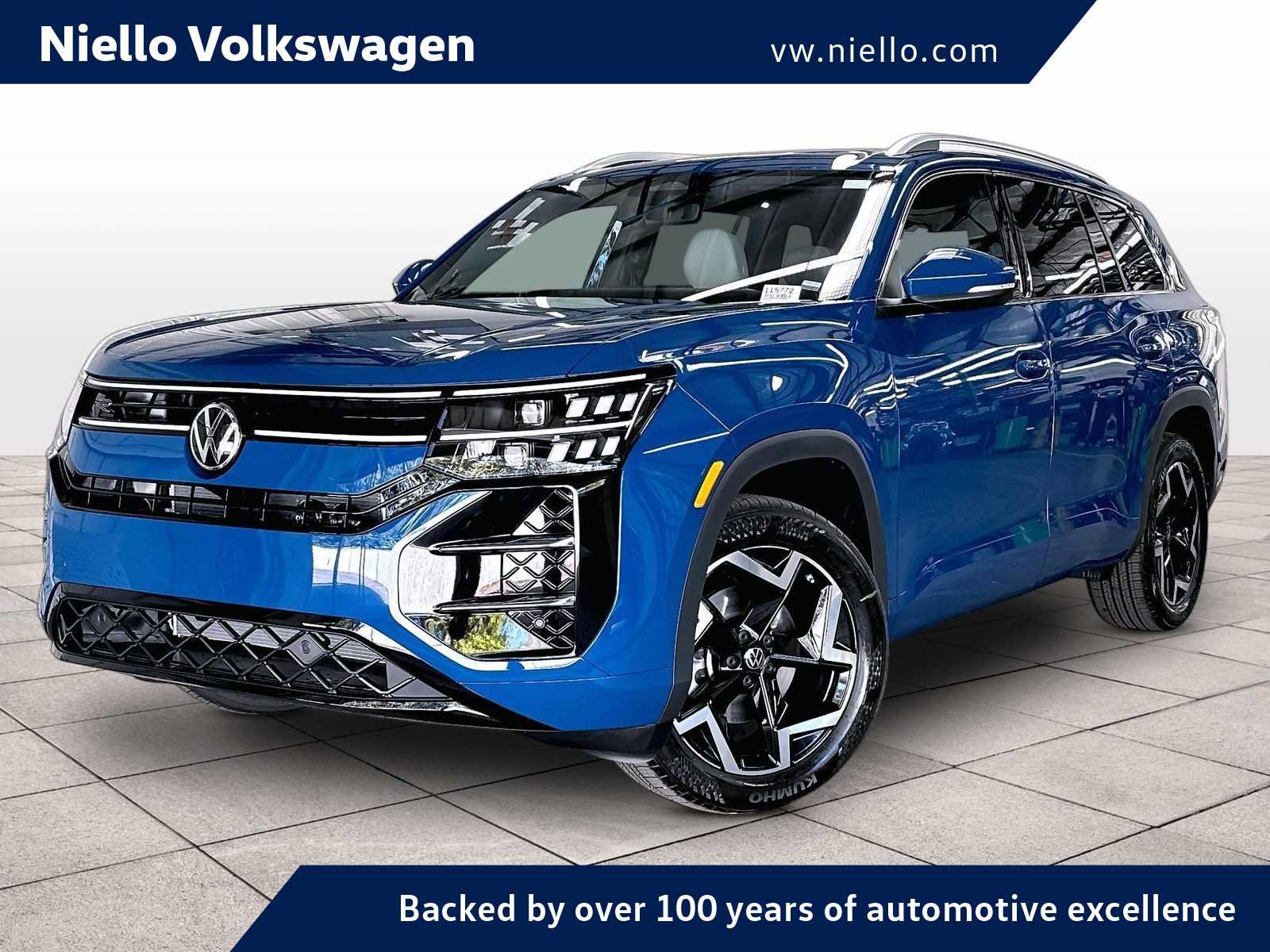 New 2027 Volkswagen Atlas SEL R-Line AWD/4WD image 1