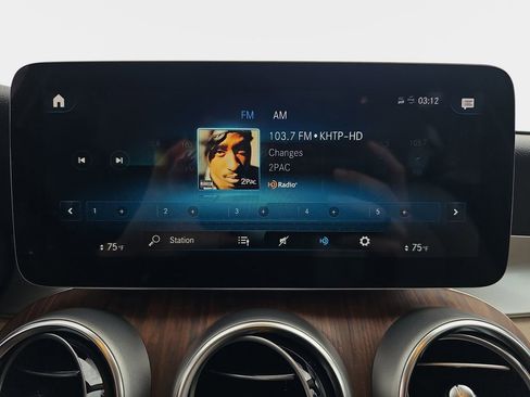 Used 2022 Mercedes-Benz GLC 300 4MATIC image 24