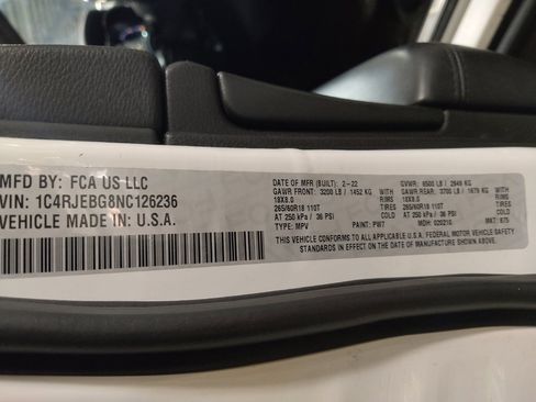 Used 2022 Jeep Grand Cherokee Limited RWD image 33