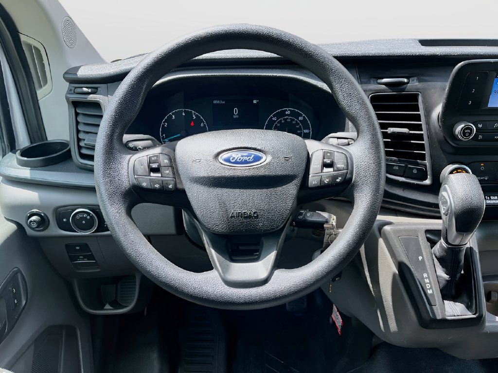 Used 2025 Ford Transit 250 Low Roof RWD image 11