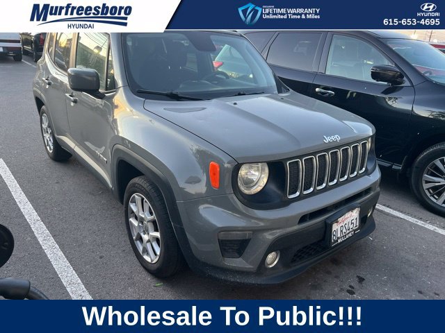 Used 2019 Jeep Renegade Latitude FWD image 3