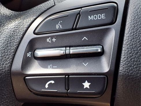 Certified 2023 Hyundai Kona SE FWD image 20
