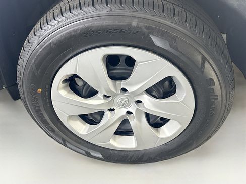 Used 2024 Toyota RAV4 LE image 11