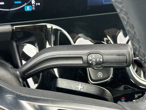 Certified 2025 Mercedes-Benz GLA 250 image 21