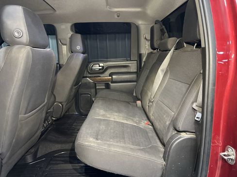 Used 2022 GMC Sierra 3500 SLE w/ SLE Convenience Package image 3