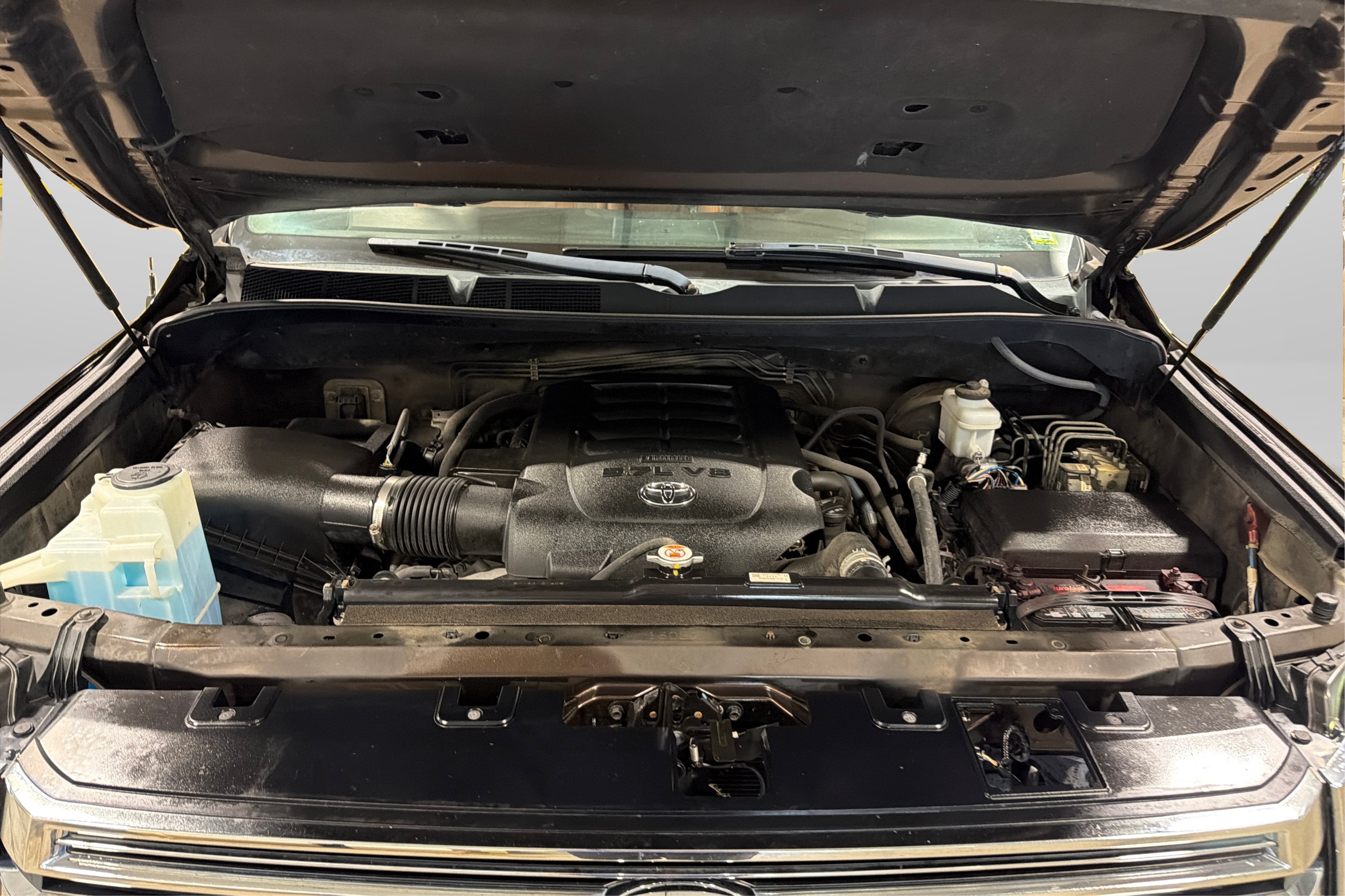 Used 2019 Toyota Tundra 1794 Edition AWD/4WD image 11