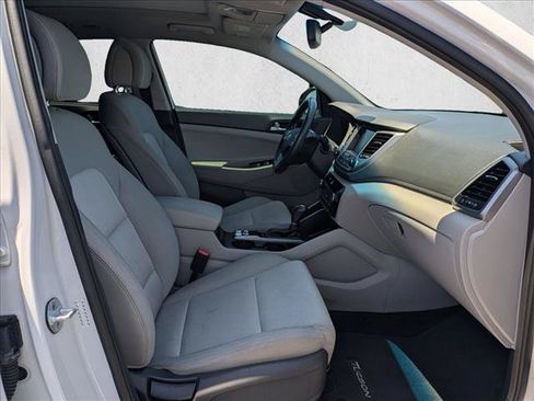 Used 2018 Hyundai Tucson Value FWD image 20