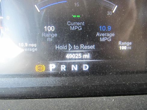 Used 2018 RAM 5500 SLT w/ Quick Order Package 29G SLT image 38