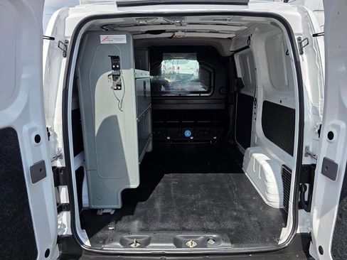 Used 2020 Nissan NV200 S image 13