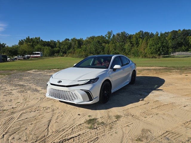 Used 2026 Toyota Camry XSE FWD image 2