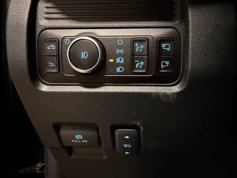 Used 2025 Ford F450 Platinum w/ FX4 Off-Road Package AWD/4WD image 21