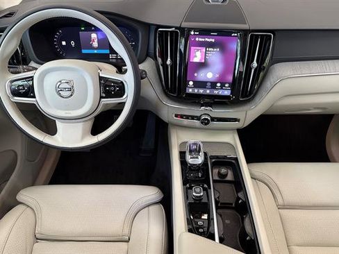 Used 2025 Volvo XC60 T8 Ultra w/ Protection Package Premier AWD/4WD image 13