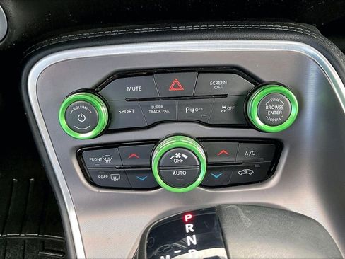 Certified 2022 Dodge Challenger R/T w/ Plus Package image 20