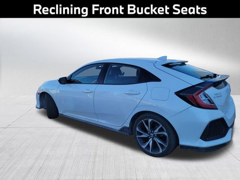 Used 2018 Honda Civic Sport image 7