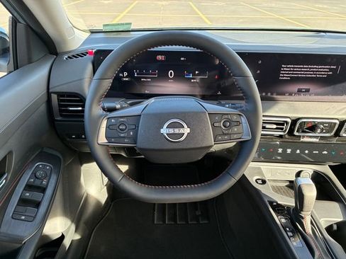 New 2026 Nissan Sentra SR FWD image 12