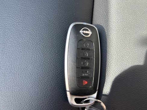 Used 2023 Nissan Rogue SL w/ SL Premium Package AWD/4WD image 32