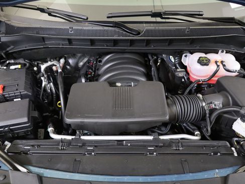 New 2025 Chevrolet Suburban Premier image 14