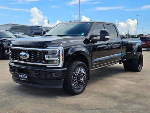 Used 2025 Ford F350 Platinum AWD/4WD image 10