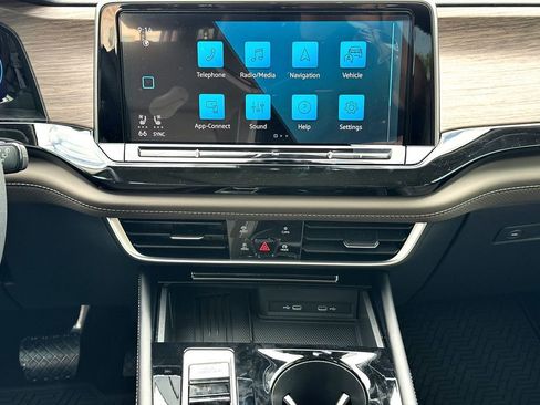 New 2026 Volkswagen Atlas SEL AWD/4WD image 21