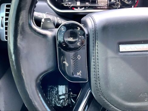 Used 2018 Land Rover Range Rover HSE AWD/4WD image 17