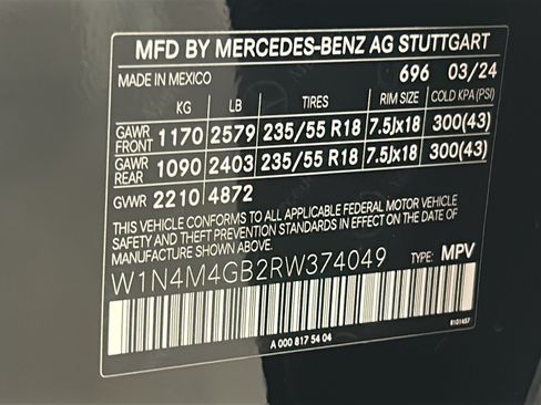 Used 2024 Mercedes-Benz GLB 250 image 31