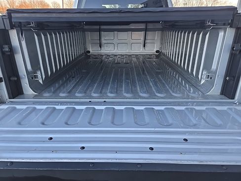 Used 2014 RAM 1500 Express image 32