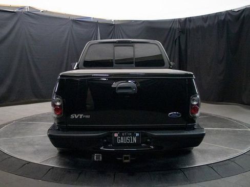 Used 2002 Ford F150 Lightning RWD image 12