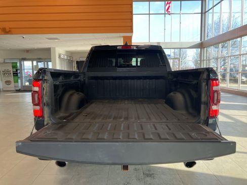 Used 2019 RAM 1500 Laramie Longhorn AWD/4WD image 33