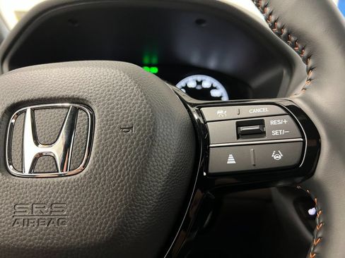 Used 2023 Honda HR-V Sport image 25