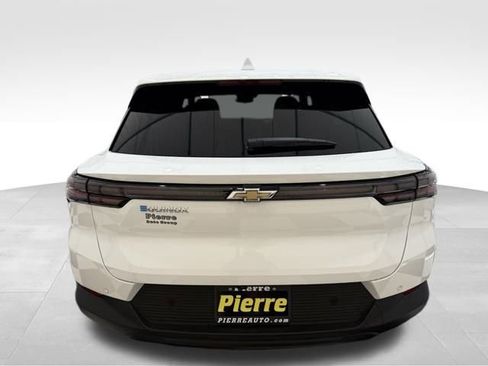 New 2026 Chevrolet Equinox EV LT image 3