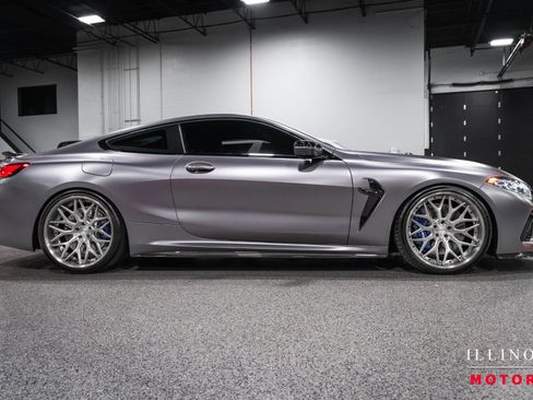 Used 2022 BMW M8 Competition AWD/4WD image 6