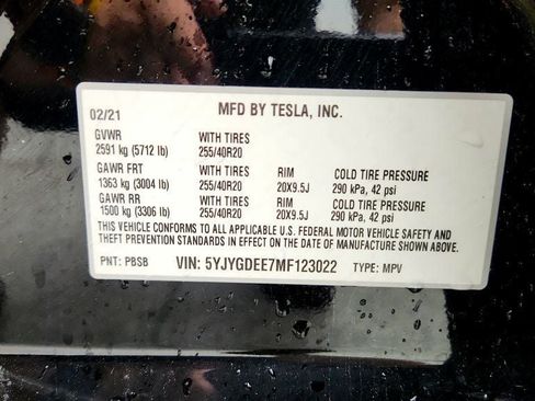 Used 2021 Tesla Model Y Long Range AWD/4WD image 23