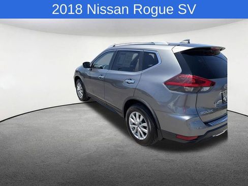 Used 2018 Nissan Rogue SV AWD/4WD image 13