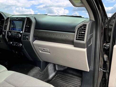 Used 2021 Ford F350 XL w/ Power Equipment Group image 24