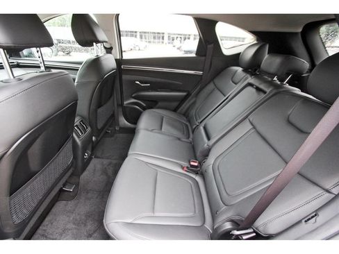 Certified 2023 Hyundai Tucson SEL w/ Convenience Package AWD/4WD image 15