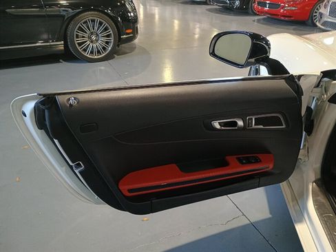 Used 2018 Mercedes-Benz AMG GT Roadster image 12