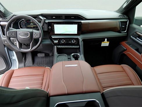 New 2026 GMC Sierra 3500 Denali Ultimate image 25